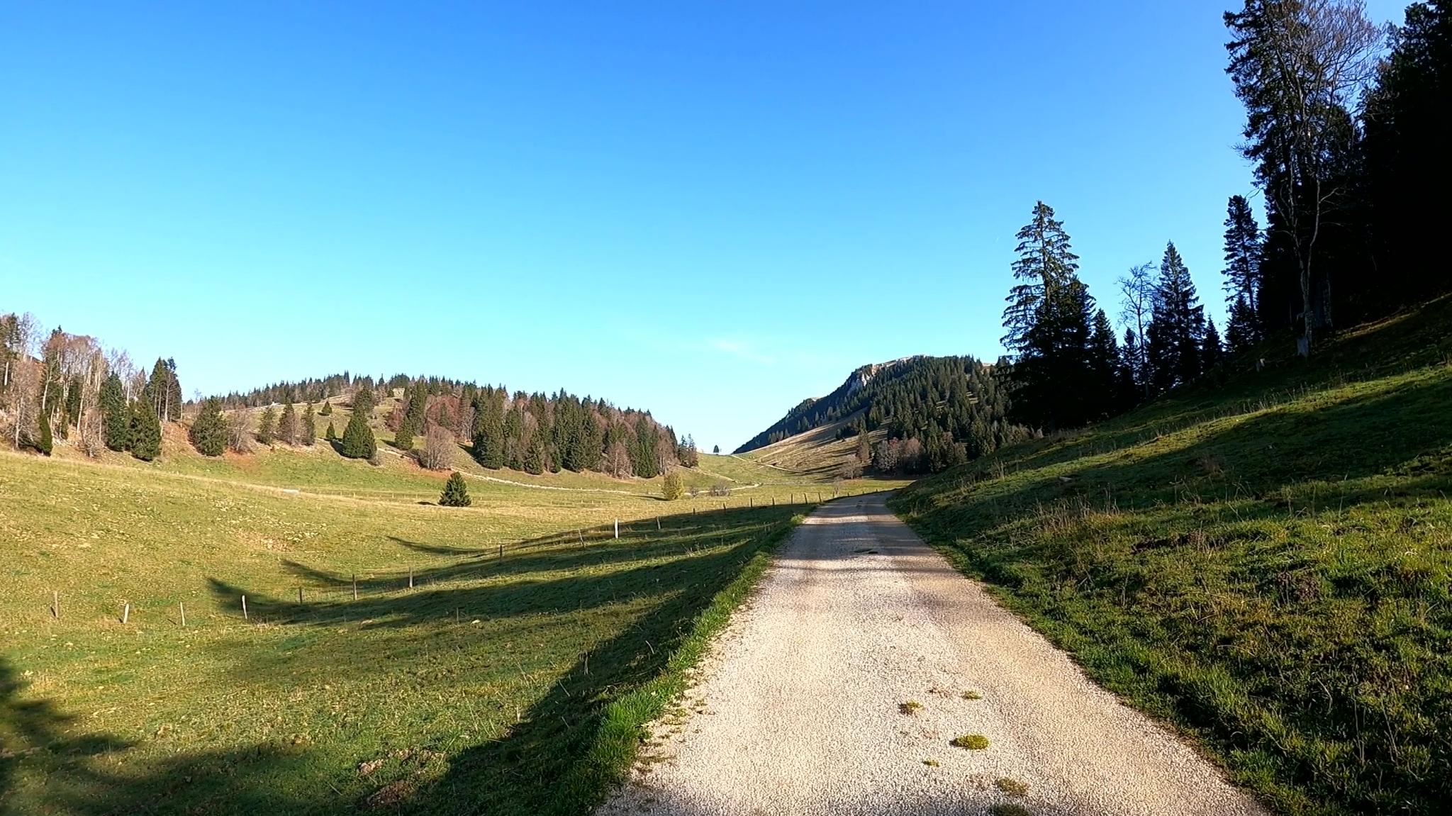 Vue sur le sommet du Suchet
